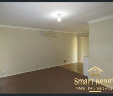 Charming 3-bedroom, 1-bathroom home in the heart of Armadale! - Photo 5