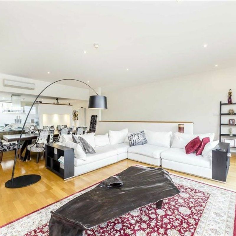 Basin Approach, Limehouse, E14 - Photo 1