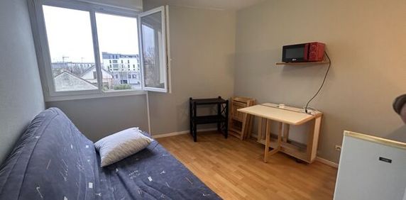 Appartement 1 pièces 15m2 REIMS 391 euros - Photo 2