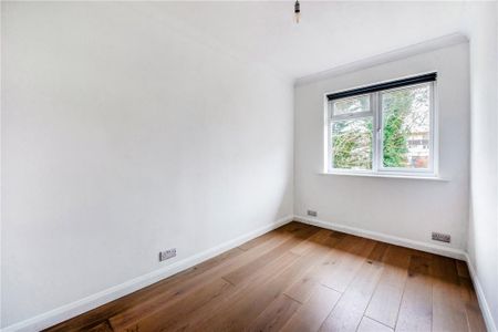 4 bedroom terraced house to rent - Photo 3