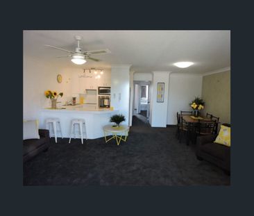 AMAZING LOCATION, CANAL FRONT, TOP FLOOR, POOL IN COMPLEX, WALK TO ... - Photo 2