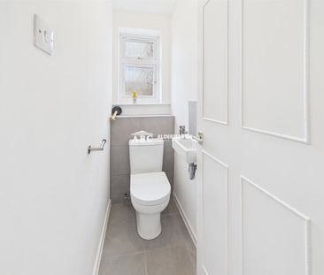 Stratton Close, HA8 6PL, Edgware - Photo 6