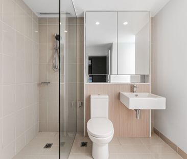 Private and Whisper Quiet Stylish 2-Bedroom Apartment in Figtree Ap... - Photo 6