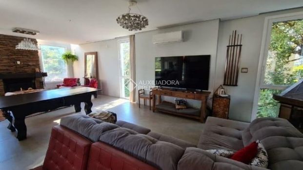 Casa em Condomínio com 5 quartos e 480m² para alugar em Centro, Canela. - Photo 1