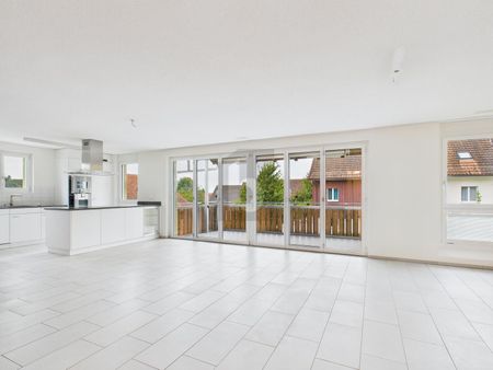 IDYLLIC RETREAT OASIS FOR INTERIM RENTAL - Photo 3