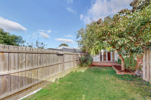 125 Davies Street, Brunswick VIC 3056 - Photo 1