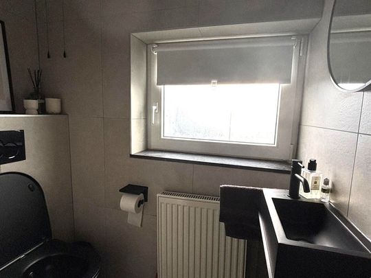TE HUUR: Duplex-appartement met centrale ligging te Heusden-Zolder! - Photo 1