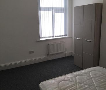 5 bedroom house share to rent - Photo 3