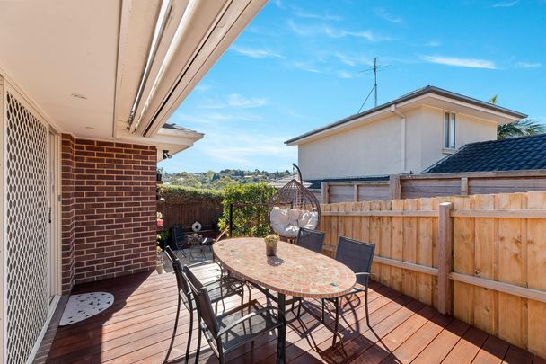 1a/16 Russell Avenue, Mooroolbark - Photo 1