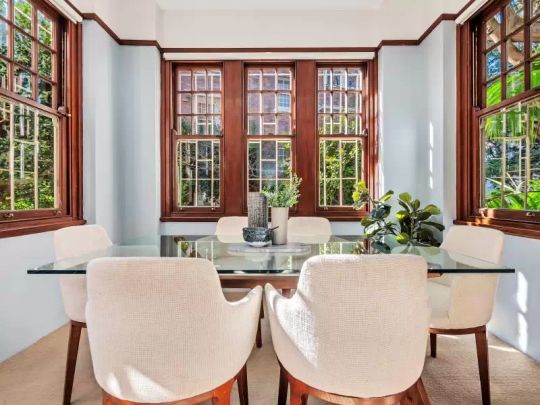 SPACIOUS 92 SQM ART DECO APARTMENT IN A SECLUDED COBBLESTONED ENCLAVE - Photo 1