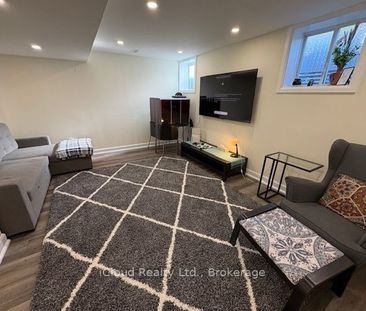 For Lease - 521 Honeylocust Avenue, Kanata, Ontario - Photo 1