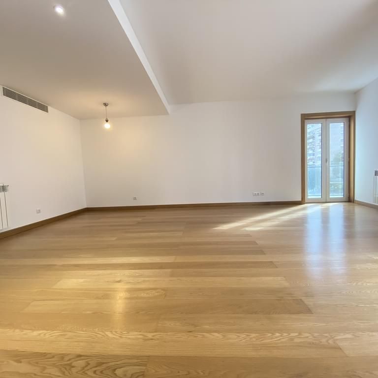 2 Bedroom Apartment, Lisboa - Photo 1