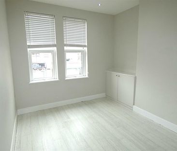 2 Bedroom Flat to Rent in Preston - Photo 4