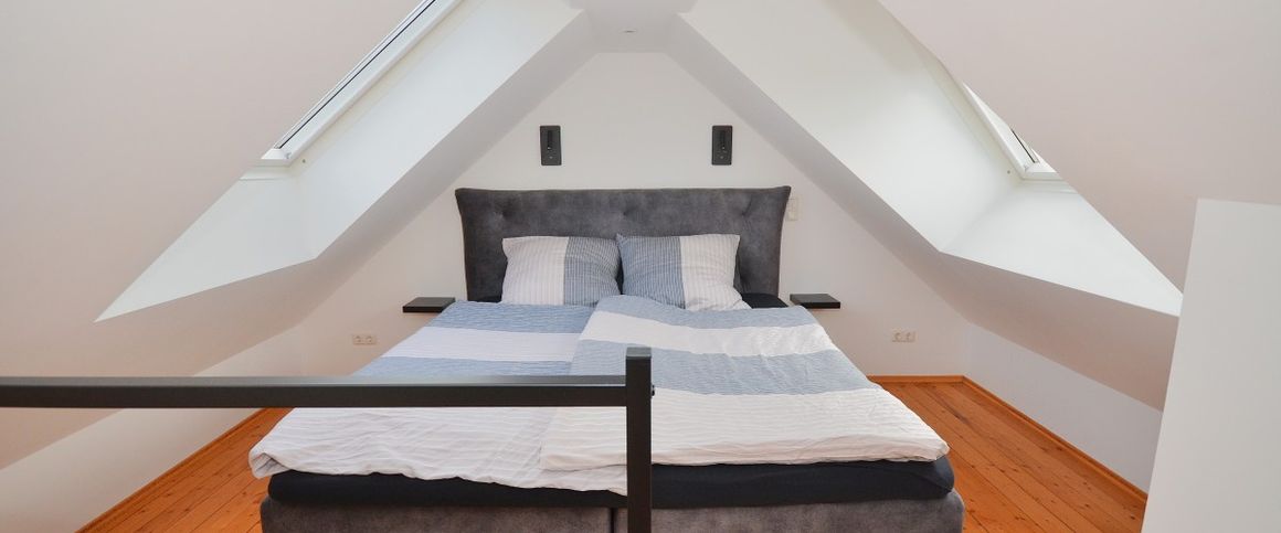 Modernes Loft mit Flair - MöblierteWohnung in ruhiger Lage von Neu-Isenburg - Photo 1