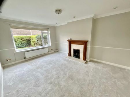 2 bedroom semi-detached bungalow to rent - Photo 4