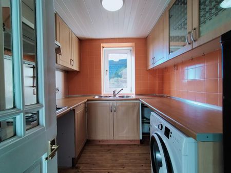 2 bedroom terraced house to rent - Photo 3