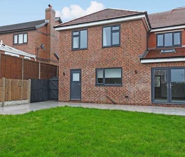 Sunnyside, Tingley, WF3 - Photo 4