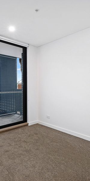 B302/40 Hoskins Avenue - Photo 1