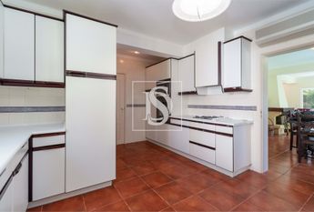 Moradia T8 em Setúbal