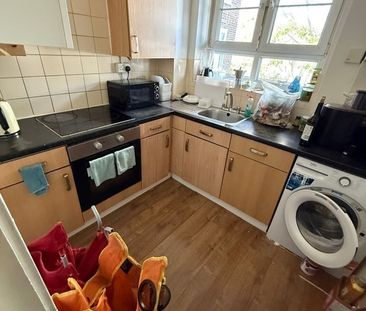 Room in a Shared Flat, Penelope House, SW9 - Photo 6