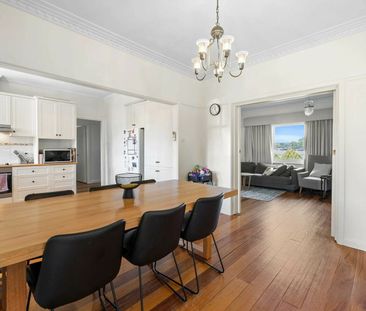 Charming Home with Flexible Living & Bayside Convenience - Photo 2