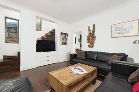 4 Adelaide Place, Surry Hills. - Photo 2