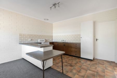 Two Bedroom Unit - Photo 4