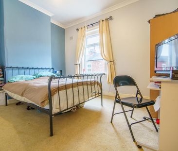 21 Newborough Street - Photo 4