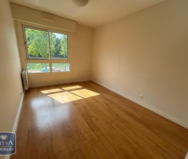 Location Appartement 2 pièces 46m² LAVAL 53000 - Photo 3