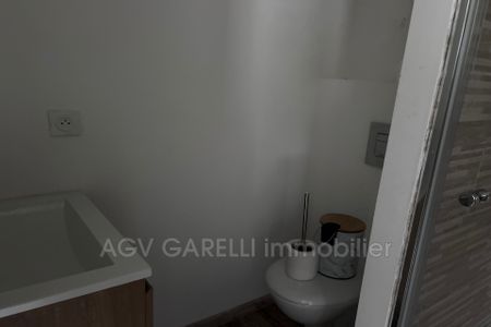 Location Appartement 1 pièce 22m² TOULON 83100 - Photo 5
