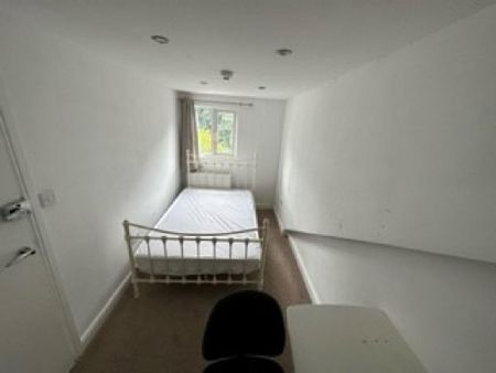 5 bedroom house to rent - Photo 3