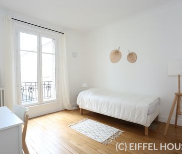 Appartement • La Plaine des Sablons - Photo 2