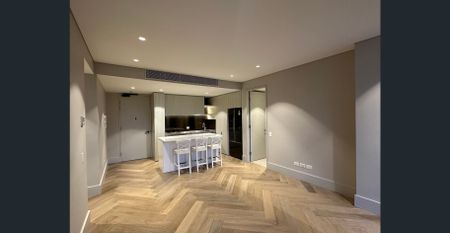 North Facing Stunning Two Bedroom Apartment - Photo 4