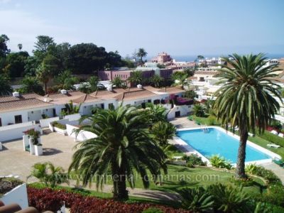 Beautiful studio with large terrace and private garden and heated swimming pool - Foto 5