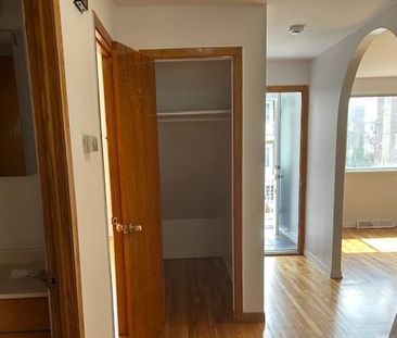 6 1/2 rez-de-chaussée, thermopompe - Photo 4