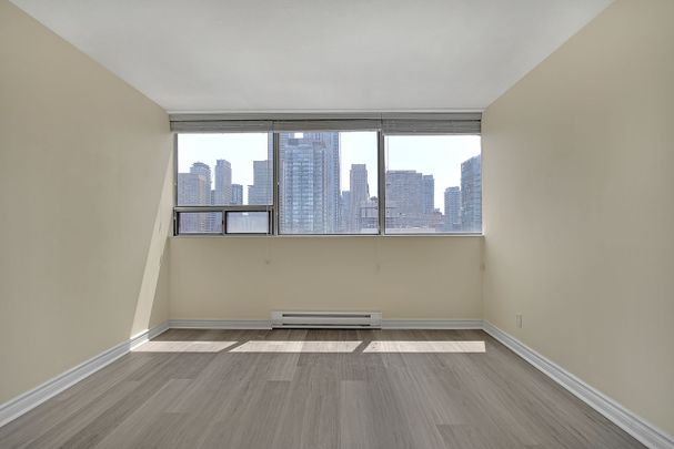 For Lease - 914 Yonge Street Unit# 1704, Toronto, Ontario - Photo 1