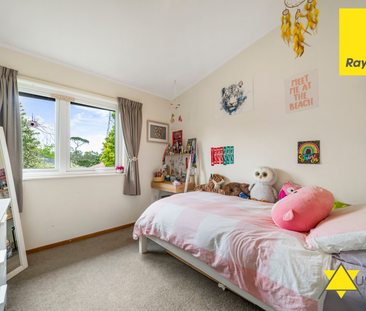 Charming Family Home in Blockhouse Bay - Photo 3