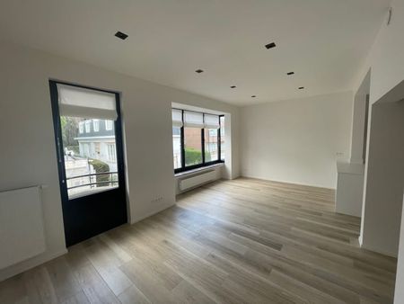 Appartement te huur - Foto 3