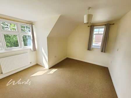 4 bedroom detached house to rent - Photo 4