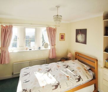 4 bedroom House To Let - Photo 4