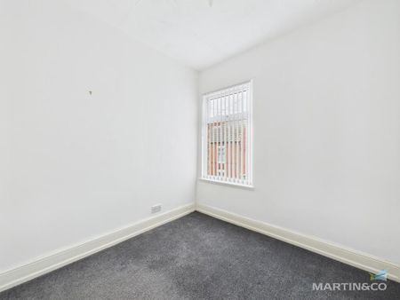 3 bedroom terraced house to rent - Photo 4