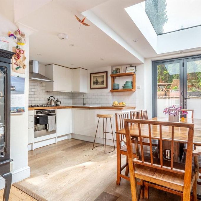 3 bedroom terraced house to rent - Photo 1