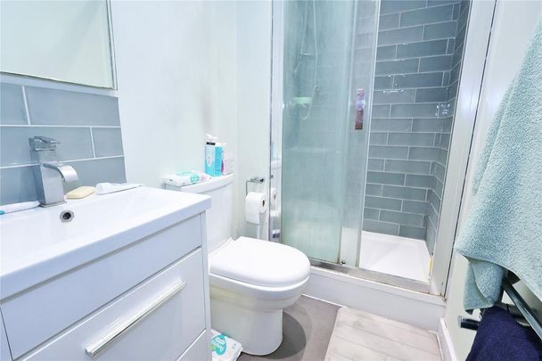 1 bedroom house of multiple occupation to rent - Photo 1