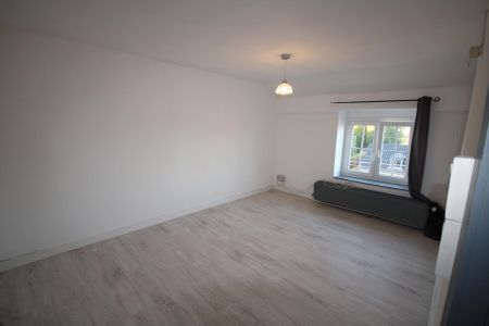 Spacieuse maison 4 ch. avec bureau et jardin à 4280 Avin  Loyer: 1 100 € - Foto 2