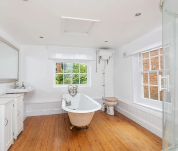 2 bedroom terraced house to rent - Photo 3