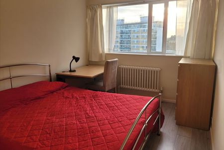 Modern Two Bed Apartment Looking Towards River in the Heart of Pimlico – Hot Water and Heating Included in the Rent - Photo 3