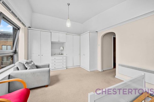 4 bedroom flat to rent - Photo 1