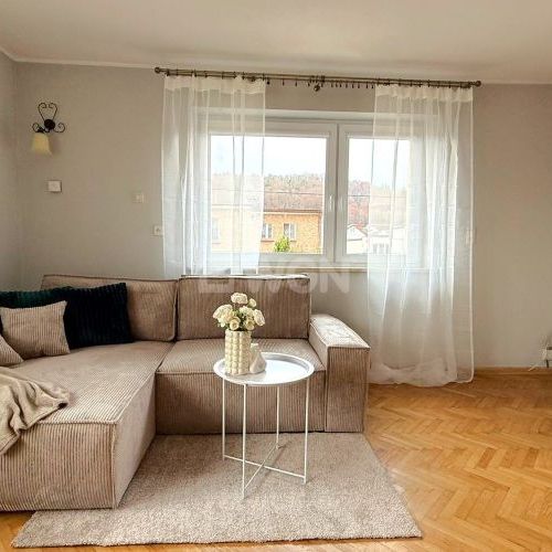 Dom na wynajem Reda - Połowa domu na wynajem - jasne i przestronne mieszkanie 85,7 m2 w Redzie - Zdjęcie 1