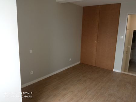 Location appartement 4 pièces, 85.21m², Challans - Photo 3