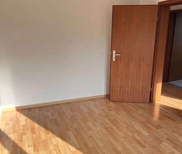 Helle 2-Zimmer-Wohnung mit Balkon und Parkplatz in Hainichen - Photo 5